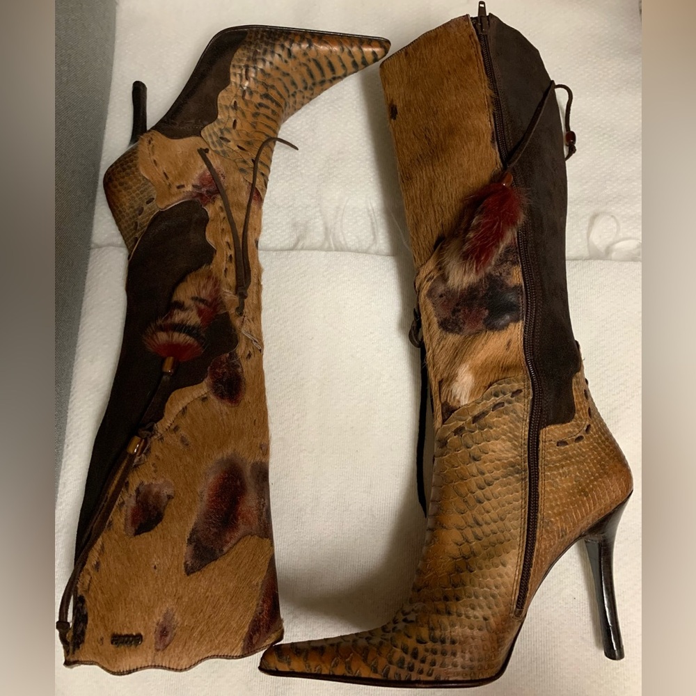 Women’s Heeled Knee-High Boots in Tan Brown - Stylish Pointed Toe - Picture 5 of 16